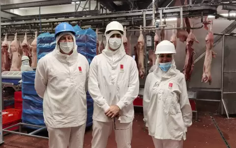 Visita de representantes del MIC a las instalaciones de la f�brica del Grupo Costa.