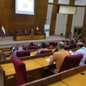 Inicia audiencia sobre reducci�n del horario laboral