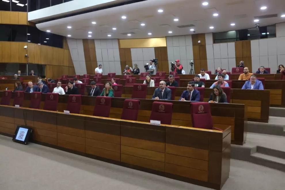 Audiencia pública sobre reducción de la carga horaria laboral.