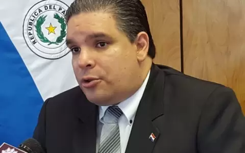 Especialista en empleo Enrique L�pez Arce.