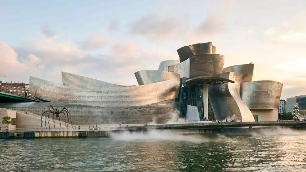 Museo Guggenheim Bilbao (Espa�a). Cortes�a