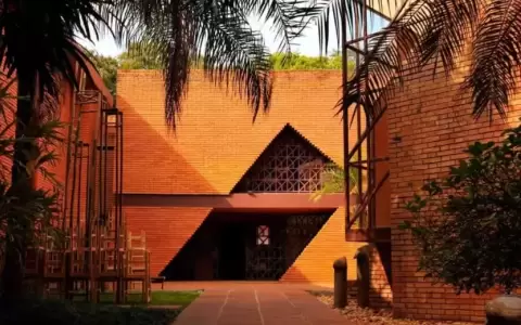 CAV/Museo del Barro.