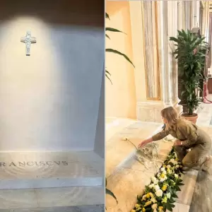 Peña y la primera dama visitaron la tumba del papa Francisco