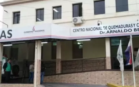 La menor en estos momentos se encuentra internada en el Hospital del Quemado.
