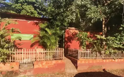 El domicilio allanado est� situado en el barrio Las Mercedes de Aregu�.