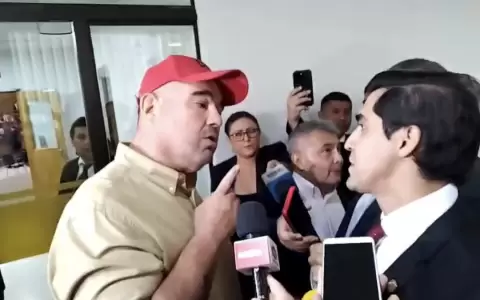 Discusi�n fuera de la sesi�n de Jatar "Oso" Fern�ndez y Guillermo Rodr�guez.