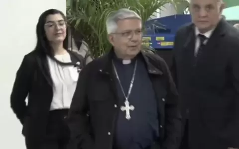 Cardenal Adalberto Mart�nez.