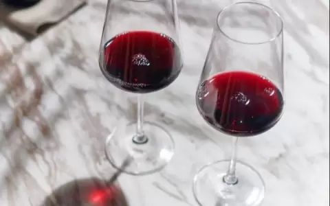 Copas de vino.