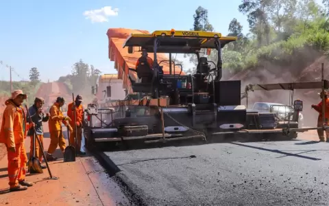 Las obras p�blicas reactivan la econom�a.