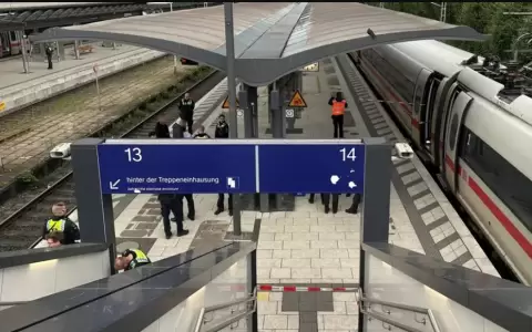La polic�a cerr� durante horas los andenes donde ocurri� el ataque.