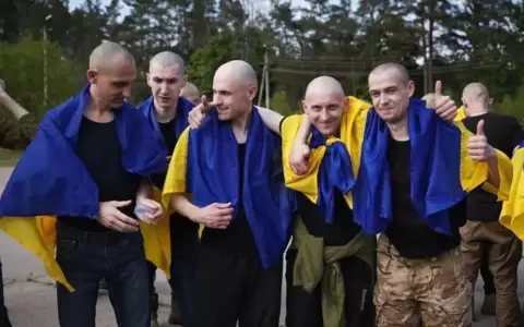 Cerca de 250 prisioneros de guerra fueron liberados de ambos bandos en el conflicto entre Rusia y Ucrania.