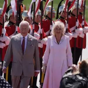 Rey Carlos III visita Canadá en medio de amenazas de Trump