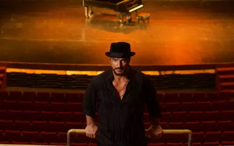 Ricardo Arjona.