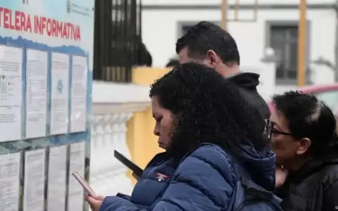 El aviso del chavismo a los venezolanos en EE. UU. llega d�as despu�s de que la administraci�n Trump alertara a sus ciudadanos a abstenerse de viajar.