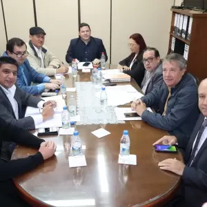 Comisi�n especial de CDE convoca a Prieto y al contralor para este mi�rcoles