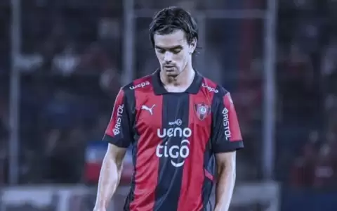 Alan So�ora ya no quiere seguir en Cerro Porte�o