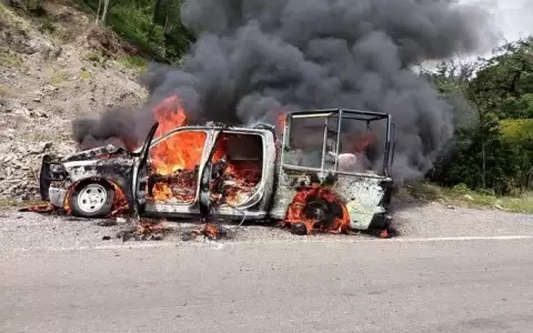 Asi qued� una de las patrullas policial que fue emboscada en Frontera Comalapa, en una zona rural de M�xico pr�xima a la frontera con Guatemala.