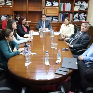 Pedido de intervenci�n: Comisi�n Especial convoca a Nenecho y al contralor