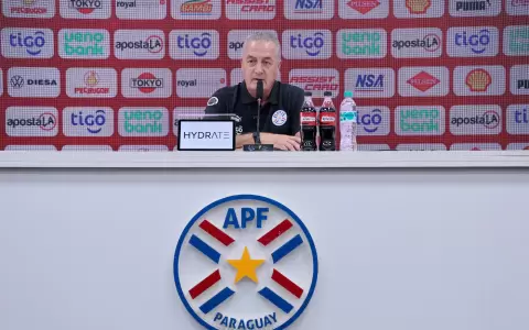 Gustavo Alfaro: "No firmo el repechaje"