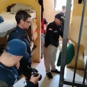 Allanan la celda del presunto feminicida de Fernanda