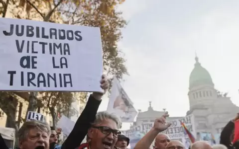 El coraz�n de la movilizaci�n son los jubilados, que reclaman una mejora de sus pensiones.