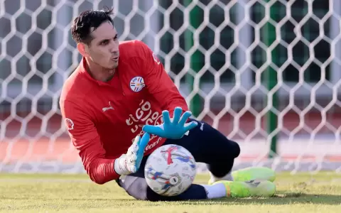 Roberto Junior Fern�ndez no ir� a Botafogo