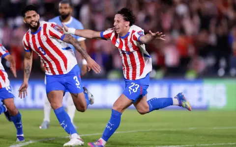La Albirroja se impone ante Uruguay y pone un pie en el Mundial 2026