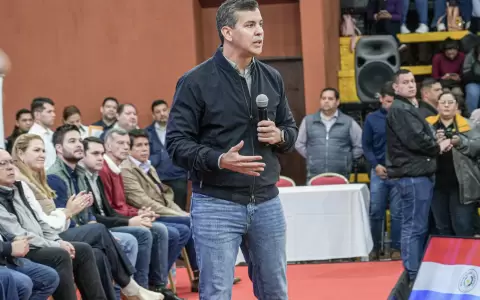Santiago Pe�a.