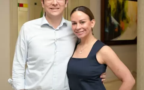 Mar�a Claudia Tarazona y su esposo, el precandidato presidencial Miguel Uribe.
