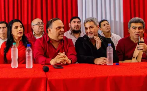 Conferencia de prensa de Fuerza Republicana.