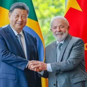 Lula y Xi hablan de reforzar los lazos de China y Brasil tras la imposici�n de aranceles de EEUU