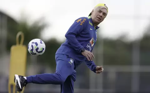 Carlo Ancelotti prepara dos cambios para el partido ante Paraguay