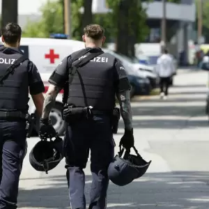 Al menos 10 muertos en ataque a escuela en Austria