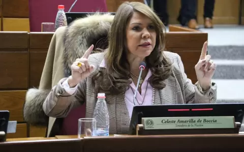 Celeste Amarilla.