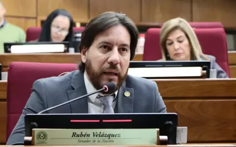 Rub�n Vel�zquez.