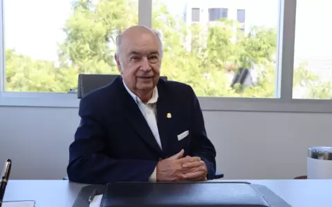 Luis Mar�a Zubizarreta, presidente de Zeta Banco.