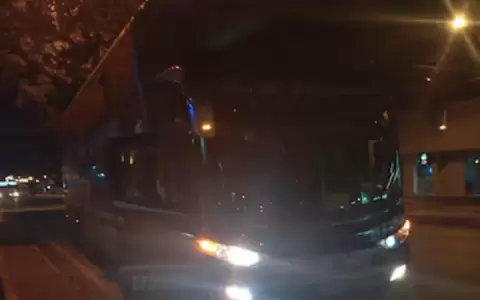 El bus tra�a hinchas del club Olimpia que hab�an viajado a San Paulo para presenciar el partido de la Albirroja.