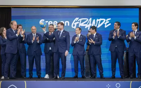 "El pueblo necesita gente patriota como vos"