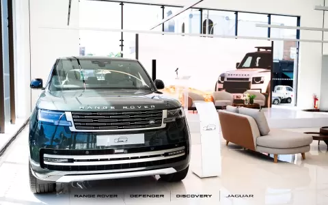 Land Rover.