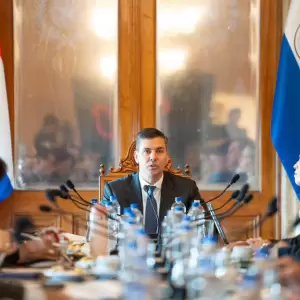 Pe�a exhibe fisuras en su Gabinete y lanza ultim�tum
