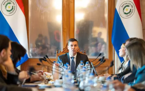 Pe�a exhibe fisuras en su Gabinete y lanza ultim�tum
