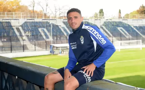 Olimpia va por un lateral derecho uruguayo