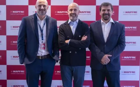 Autoridades de Mapfre.