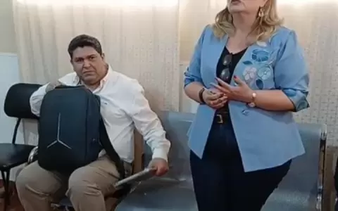 El diputado Marcelo Salinas se ausenta por el Congreso, pero siempre est� por Roque Alonso, en este caso para irrumpir en la Junta Municipal.