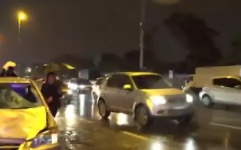 La poca visibilidad en la zona complica a los conductores.