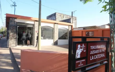 Llamativas maniobras en el juzgado de la Catedral.