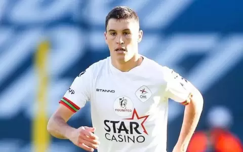 Llegada de Federico Ricca a Cerro Porte�o, en "stand by"