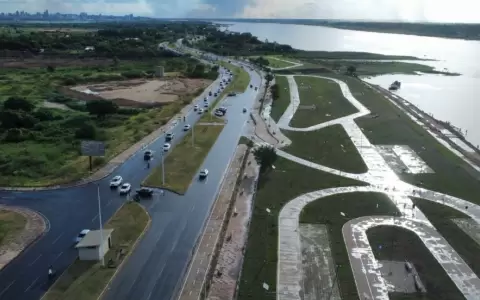 Obras de la Costanera Norte, Asunci�n. Se trat� de un ejemplo de cooperaci�n regional.