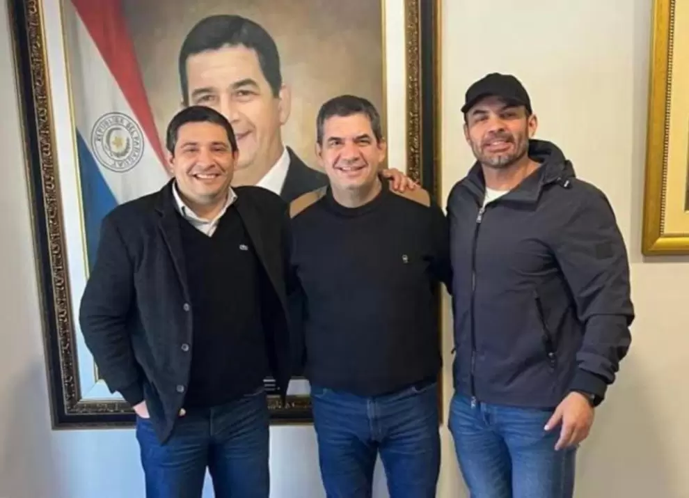 Hugo Ram�rez y Juan Villalba con Hugo Vel�zquez