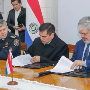 Funcionarios de la Polic�a Nacional podr�n reestructurar deudas y acceder a Che R�ga Por�